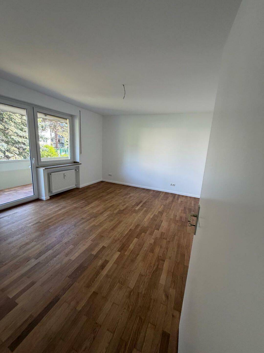 Großzügige 3-Zimmer-Wohnung, 2 Balkonen und Stellplatz – Augsburg – Vorschaubild 4