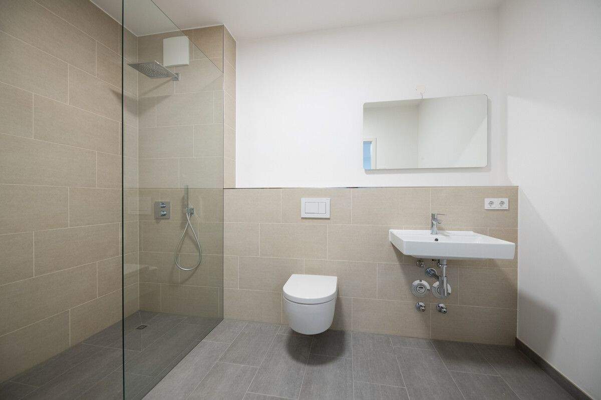 Kleines Hof-Idyll: Attraktive Balkon-Wohnung mit EBK in ruhiger Lage – Berlin – Vorschaubild 6