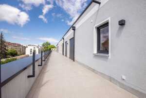 Hallo Sommer! Penthouse-Erstbezug, umlaufende Dachterrasse, bodentiefen Fenstern und Aufzug – 81369 München – Vorschaubild 2