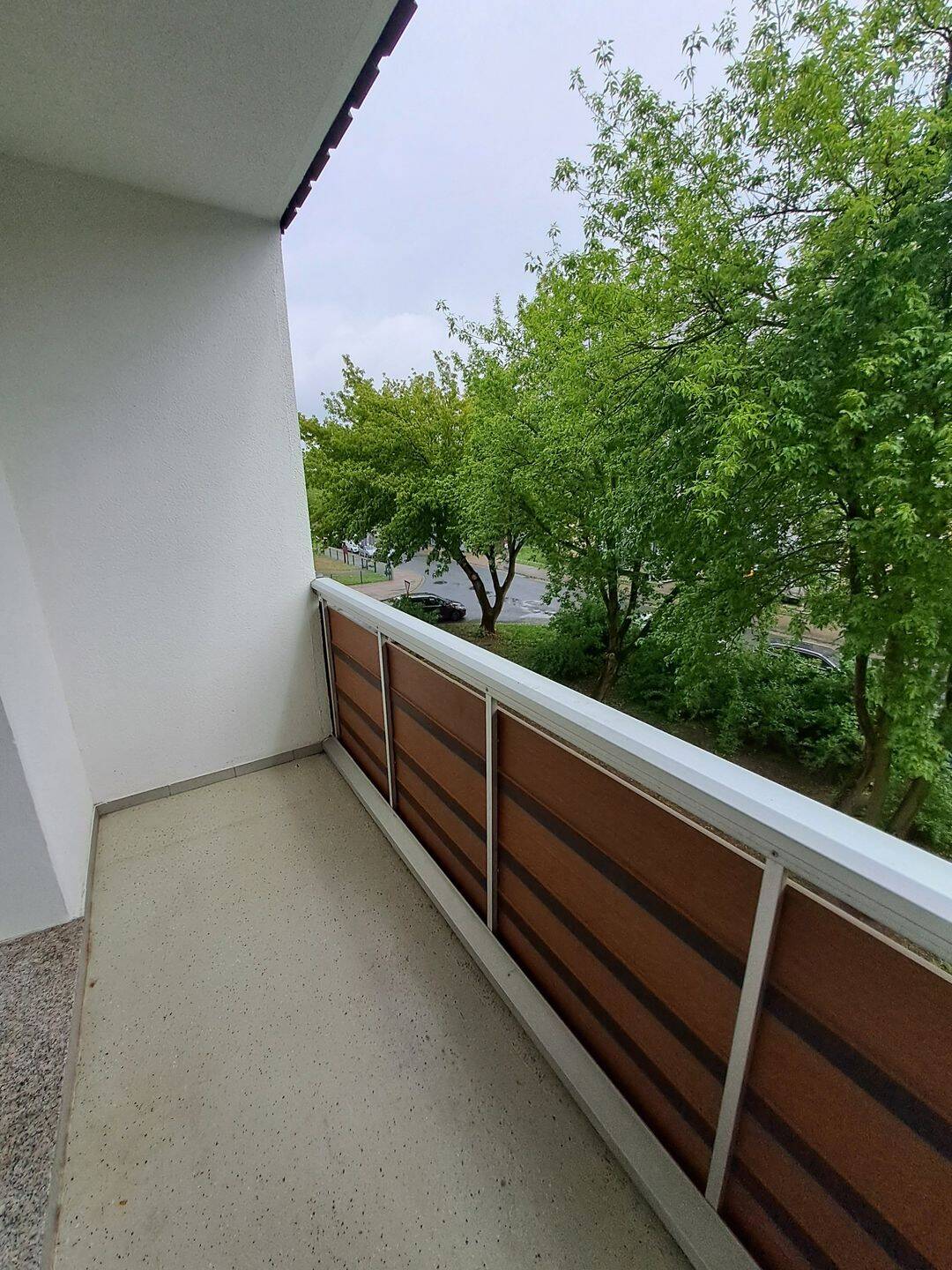 Sonnige 3-Zimmer-Wohnung mit Balkon in ruhiger Wohnlage – Magdeburg – Vorschaubild 3