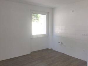 Traumhafte 2-Raum-Wohnung mit tollem Balkon! – 45276 Essen – Vorschaubild 4