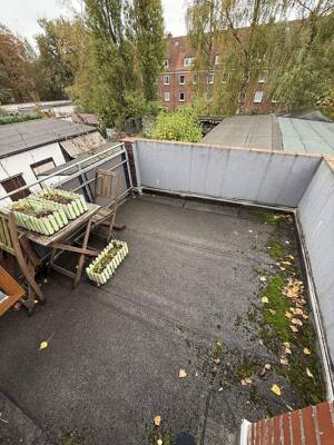 Interessantes, 6 Zi. Altbremer Reihenendhaus mit Potenzial, schöne Küche, Vollbad mit Fenster, Teilkeller, Terrassen und Garten – 28239 Bremen – Vorschaubild 9