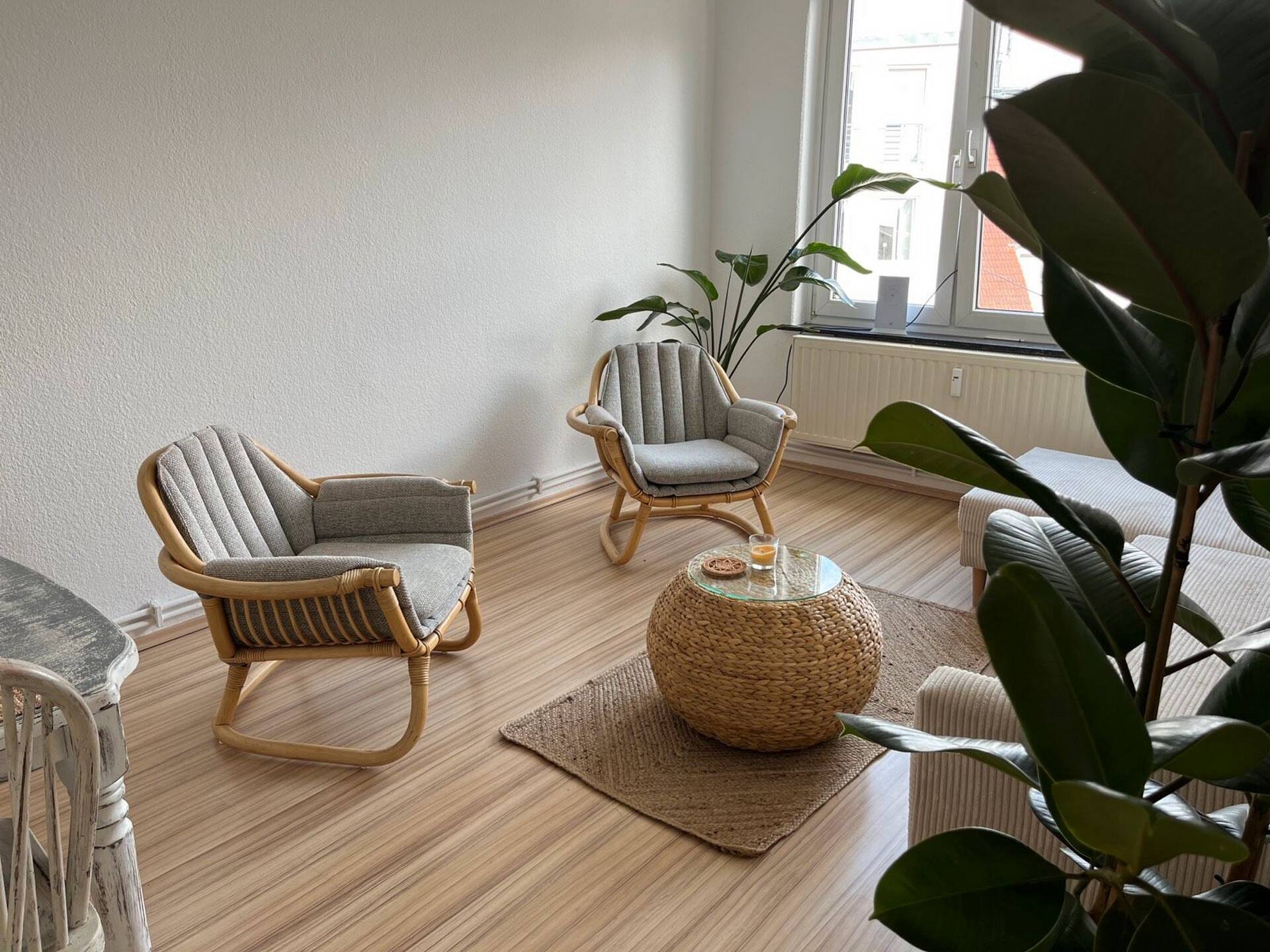 2-Zimmer-Dachgeschosswohnung mit EBK und Balkon in Bremen/ Peterswerder – Bremen – Vorschaubild 4