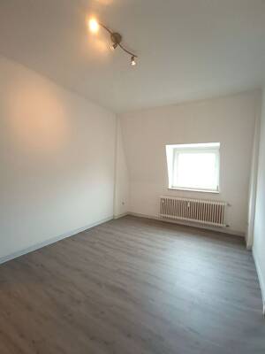 DU-Untermeiderich, Metzerstraße 38 - 2 Zimmer-Wohnung im 3. OG zeitnah zu mieten !! – 47137 Duisburg – Vorschaubild 3