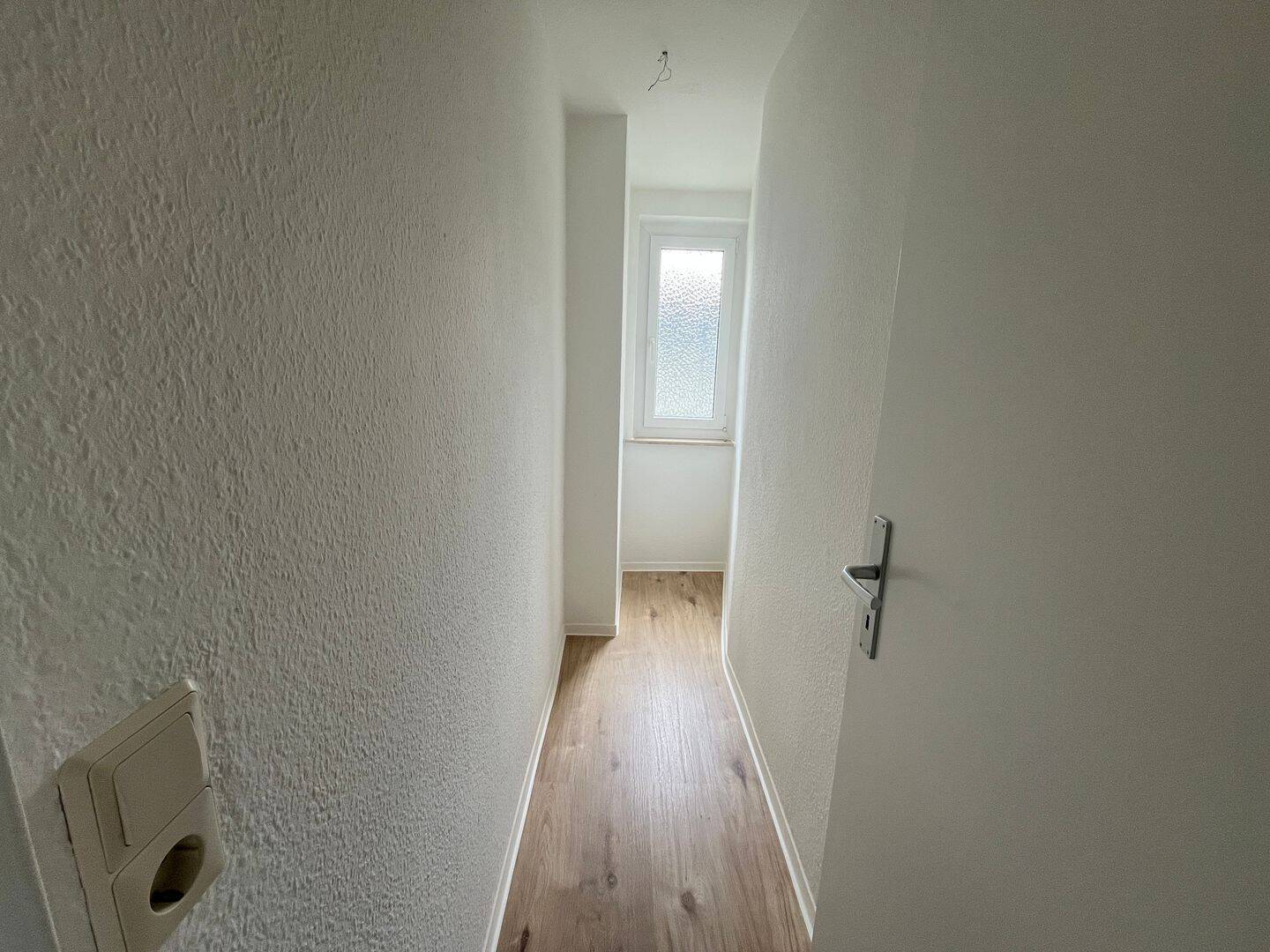 Modern saniert. Ruhig gelegen. Sofort einziehen. – Chemnitz – Vorschaubild 6