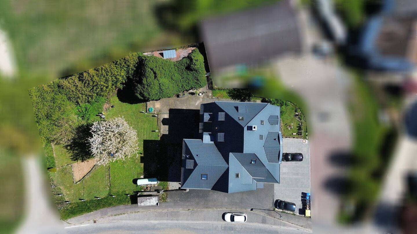 Teilmodernisiertes 8-Familienhaus mit Wertsteigerung durch zusätzliches potenzielles Baugrundstück – Kirchheim – Vorschaubild 4