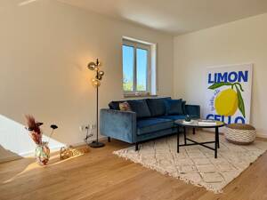 Lichtdurchflutete, frisch renovierte 3-Zimmer-Wohnung mit Balkon in München-Laim - provisionsfr