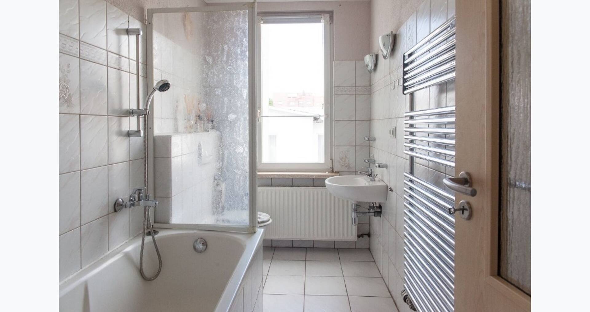 Mehrfamilienhaus in 99086 Erfurt mit 263 m² kaufen