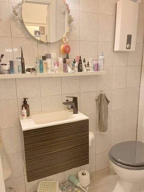 Kleine Wohnung mitten in D-Eller – Düsseldorf – Vorschaubild 4