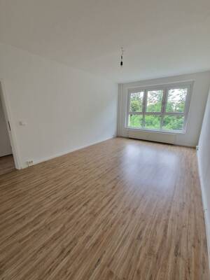 Heißer Sommer. Eiskalter Deal: Bis zu DREI Kaltmieten frei - Leben im Domviertel – 39104 Magdeburg – Vorschaubild 3