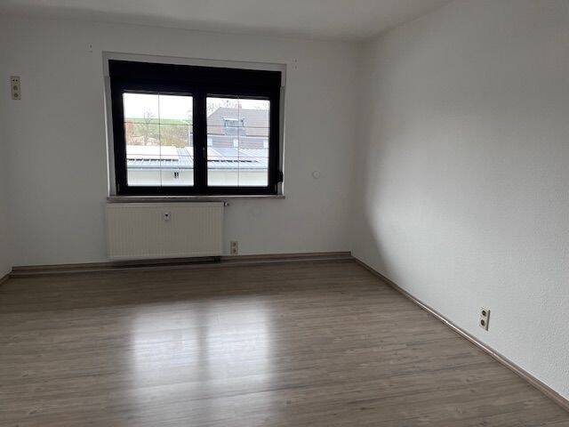Familienfreundliches Haus mit Großer Wohnfläche in Gütterlitz, Auma-Weidatal – Auma-Weidatal – Vorschaubild 8