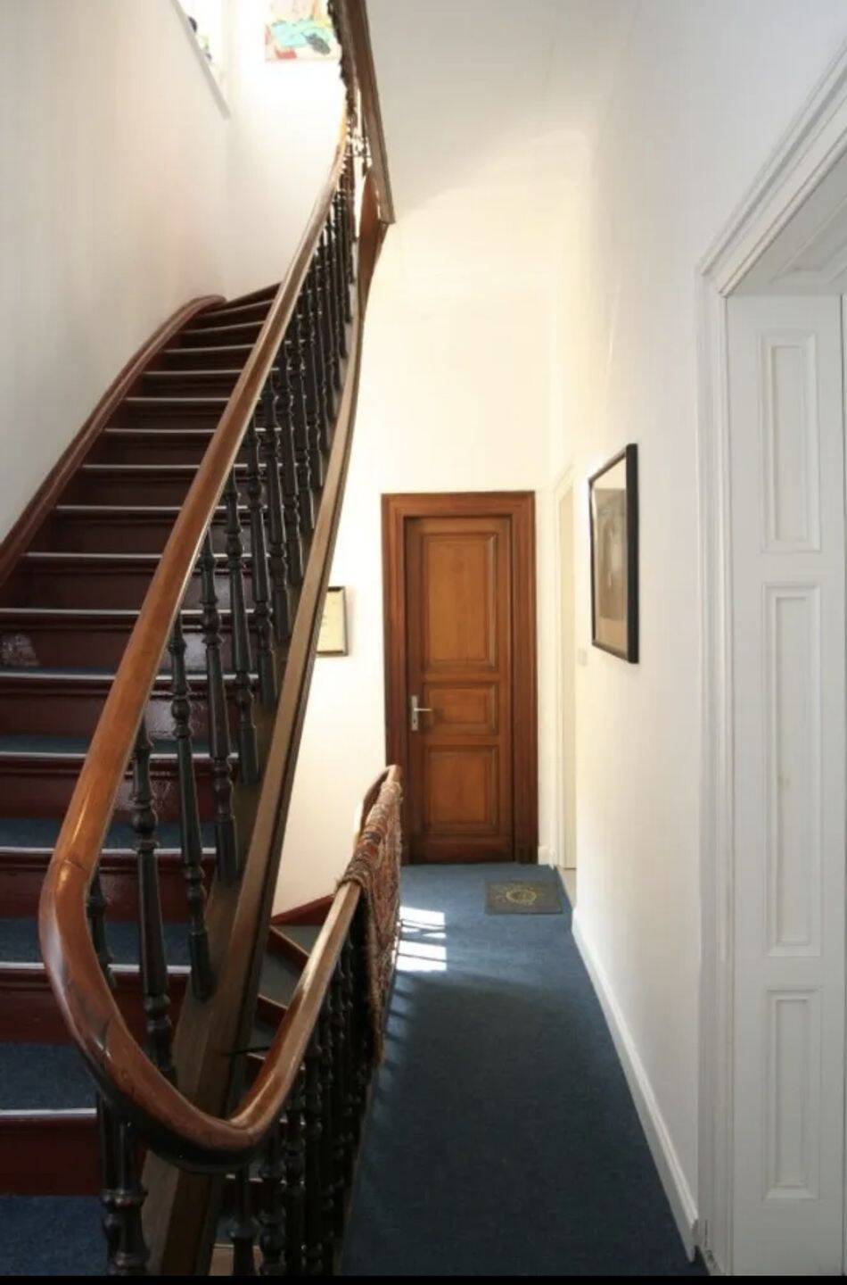 Repräsentatives Jugendstil-Mehrfamilienhaus mit Entwicklungspotenzial und modernisierter Gebäudesubsta – Krefeld – Vorschaubild 2