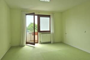 97 m² mit Fernsicht, 3 Balkonen, 2 Stellplätzen, Aufzug und Bushaltestelle vor der Tür – 70565 Stuttgart – Vorschaubild 7
