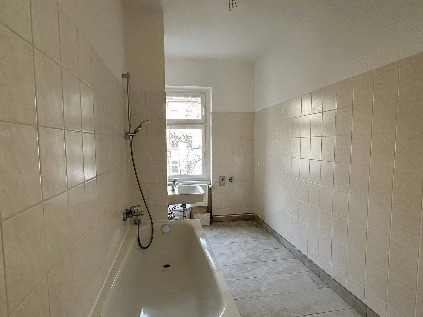 EIN NEUES ZUHAUSE: Für Sie oder Ihr Kapital! Bezugsfertige 3-Zi-KB in zentraler Lage – Leipzig – Vorschaubild 7