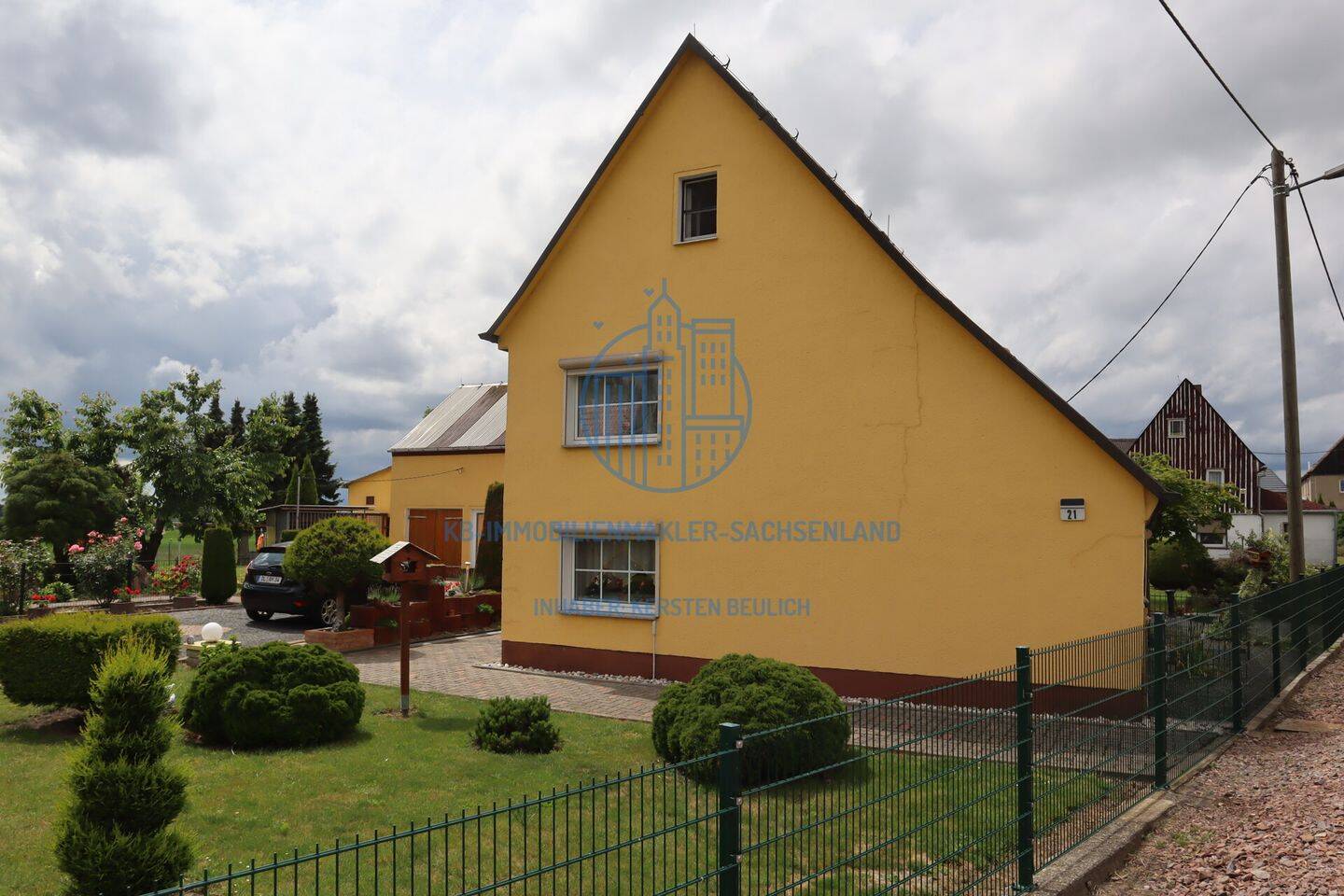 Einfamilienhaus mit Nebengebäuden - heute kaufen, morgen einziehen und sukzessive modernisieren! – Döbeln – Vorschaubild 4