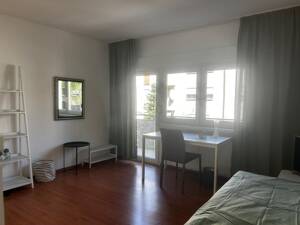 Helle Wohnung mit schönem Balkon und freundlichem Wohnambiente