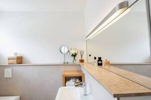 Beautifully Modernized Home with Landscaped Garden and Solar Power System – 13435 Berlin – Vorschaubild 5