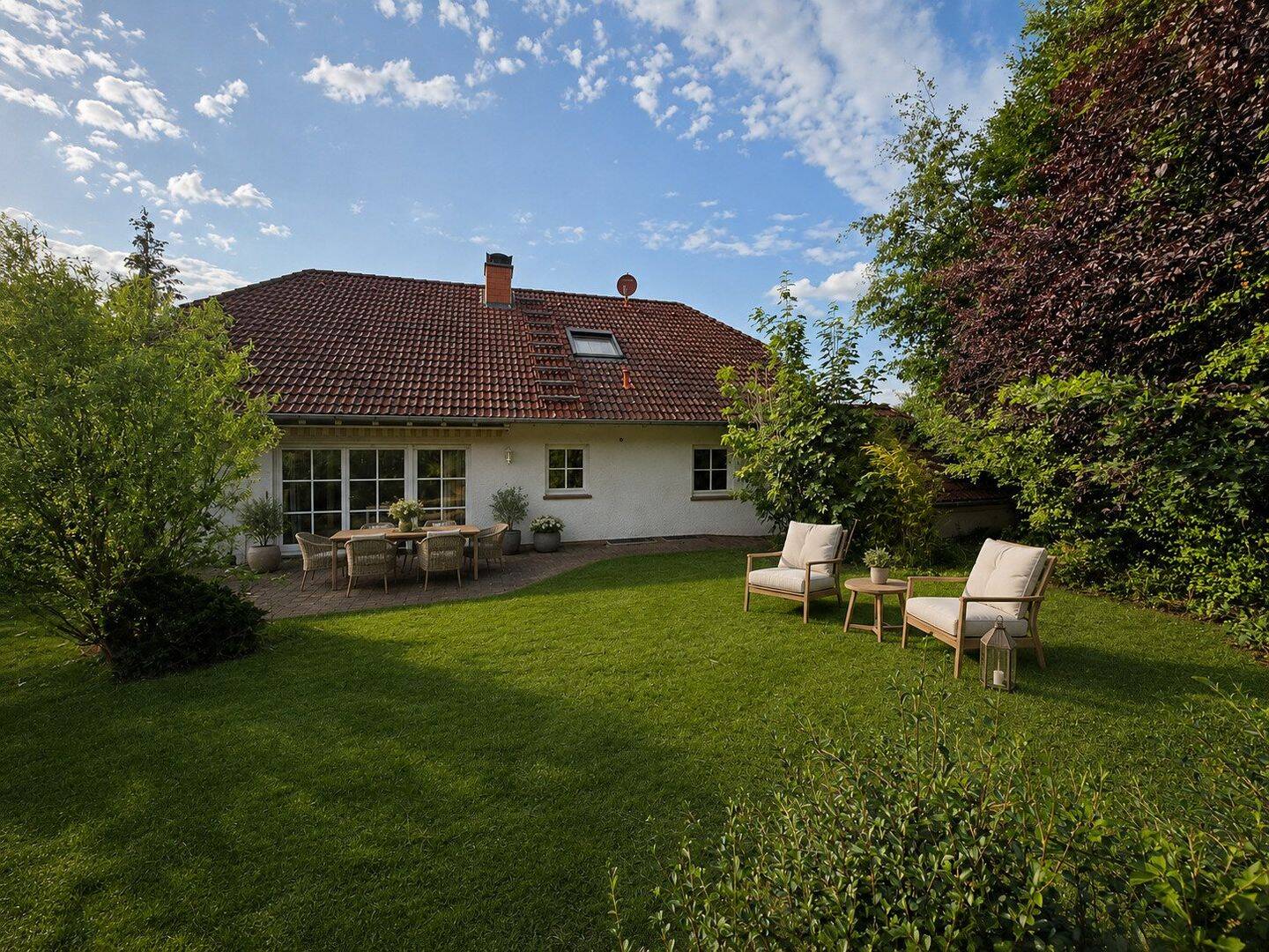 Architektenhaus mit Einliegerwohnung, Kamin, Galerie, Doppelgarage und Garten – Konz – Vorschaubild 2