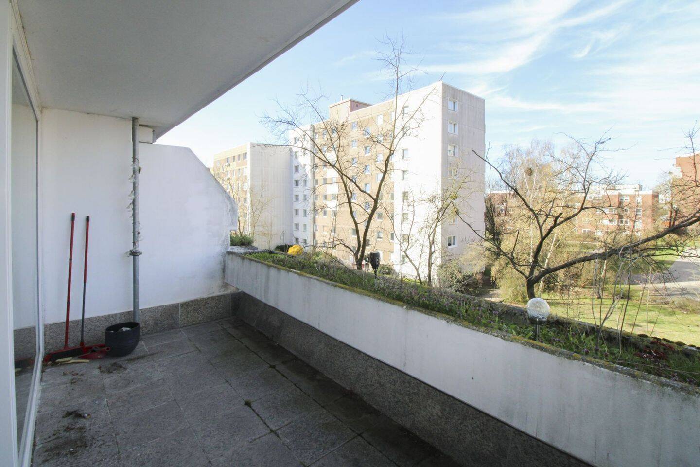 Gepflegten 2-Zimmer-Eigentumswohnung mit Balkon in Wolfsburg-Westhagen- Erbbaugrundstück – Wolfsburg – Vorschaubild 2