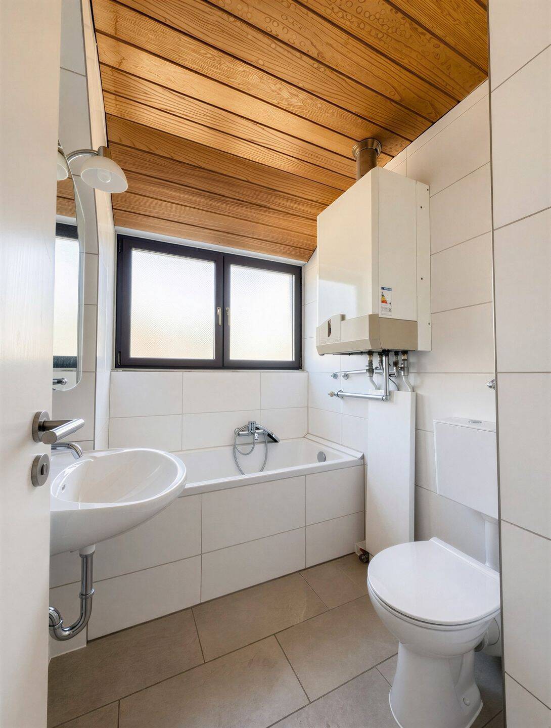 Stuttgart-Hedelfingen: 4-Zimmer-Dachgeschosswohnung in guter Lage – Stuttgart – Vorschaubild 7