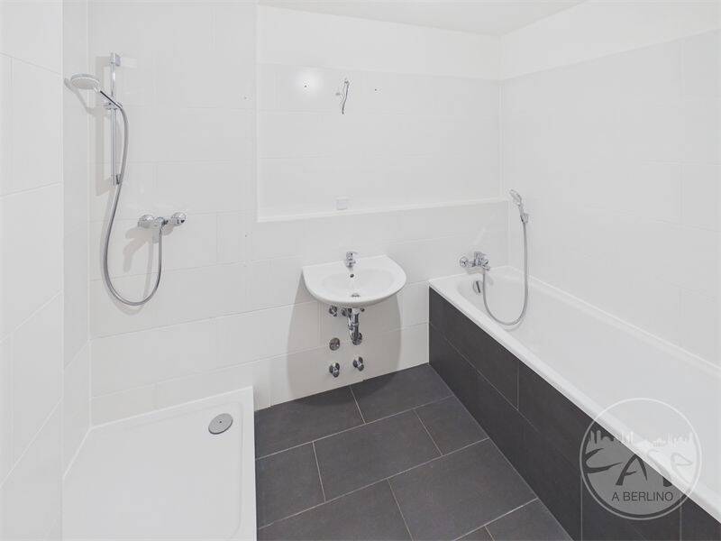 2,5-Zi-Wohnung mit Terrasse am Volkspark Friedrichshain – Berlin – Vorschaubild 8