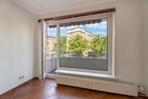 Top-Lage nahe City und Alster: Charmante 2-Zimmer-Wohnung auf der Uhlenhorst – 22087 Hamburg – Vorschaubild 1