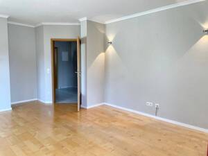 Lichtdurchflutete 3-Zimmer Wohnung mit 2 Balkonen, frei ab sofort – 82194 Gröbenzell – Vorschaubild 4