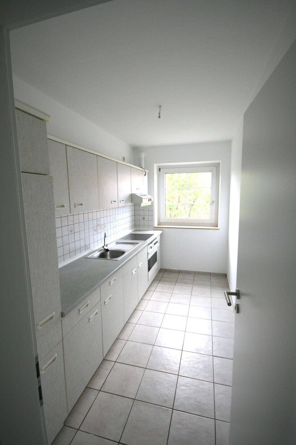 gemütliche Dachgeschosswohnung in WOB-Neindorf mit PKW-Stellplatz – Wolfsburg – Vorschaubild 5
