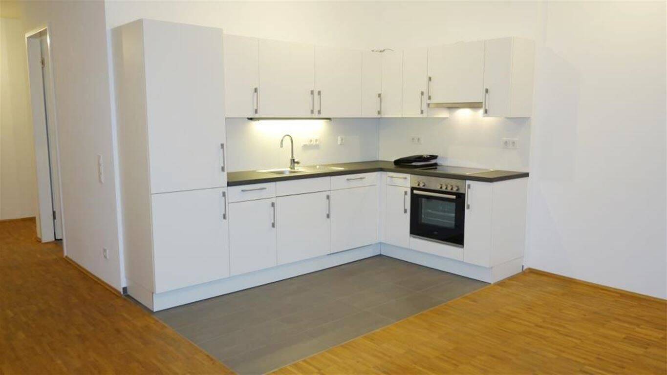 Die Sonne genießen - moderne 3 Zimmer Whg. mit Sonnenterrasse, EBK, 2 Bädern und Fußbodenheizung. – Düsseldorf – Vorschaubild 7