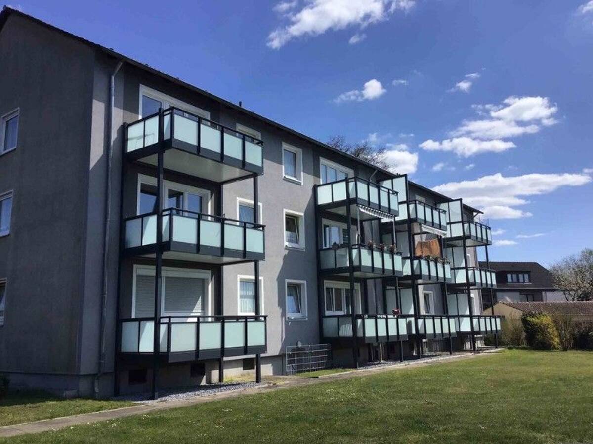 Ruhig und dennoch zentral - 3-Zimmer-Wohnung mit Balkon zu vermieten! – 33689 Bielefeld – Bild 1 von 5