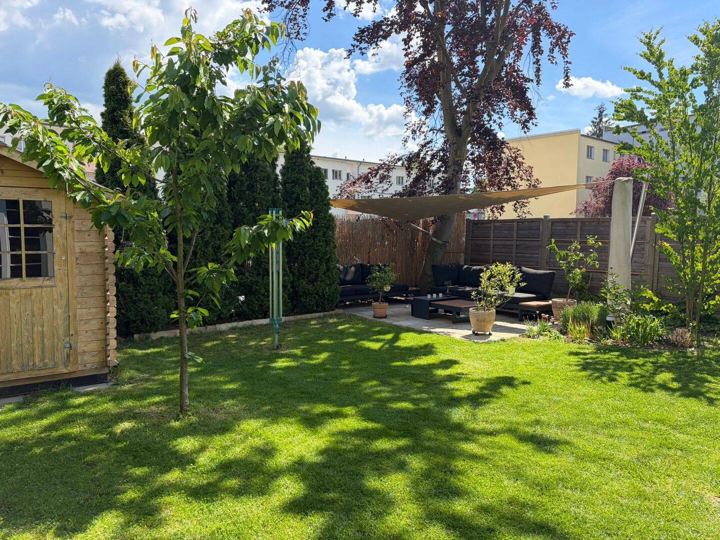 Rarität zwischen Dresden und Radebeul! Hochwertige Doppelhaushälfte mit Garten - provisionsfrei! – Dresden – Vorschaubild 2
