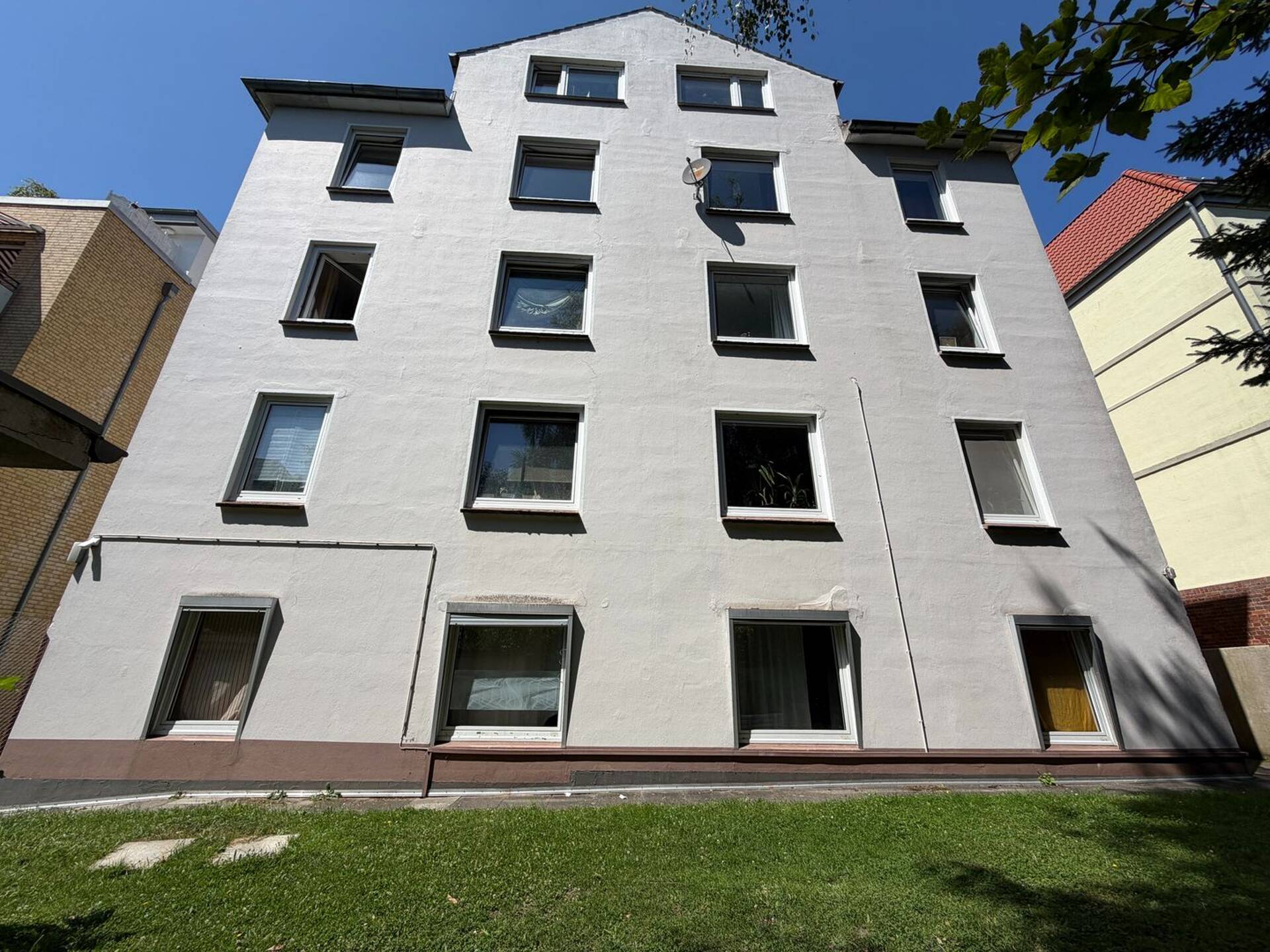 Mehrfamilienhaus in 23558 Lübeck mit 798 m² kaufen