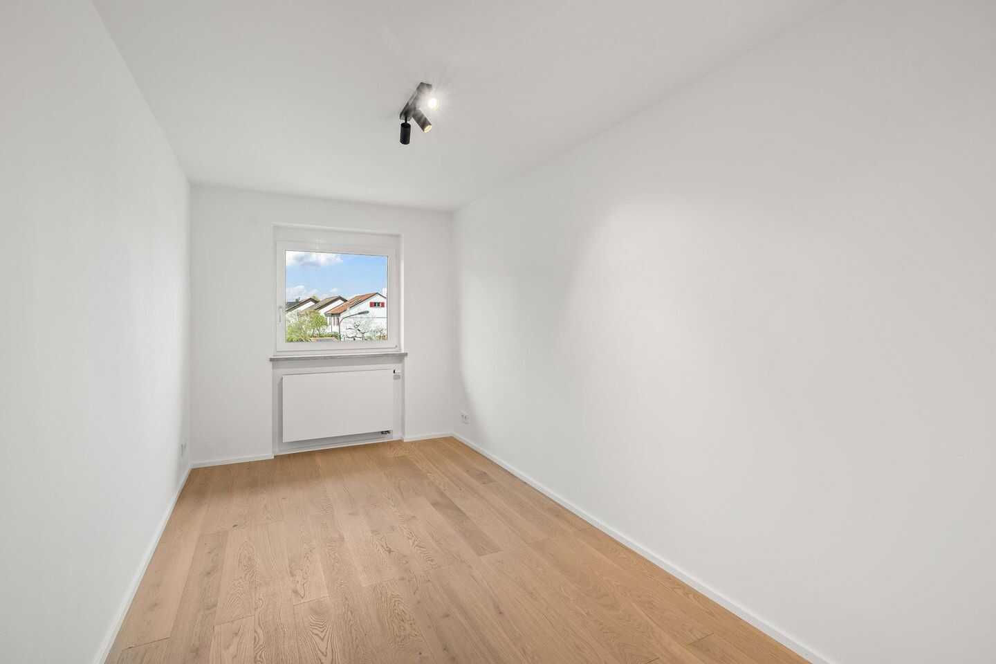 Exklusiv modernisierte 4-Zimmer-Wohnung mit Balkon in ruhiger Wohnlage - Erstbezug – Nürnberg – Vorschaubild 5