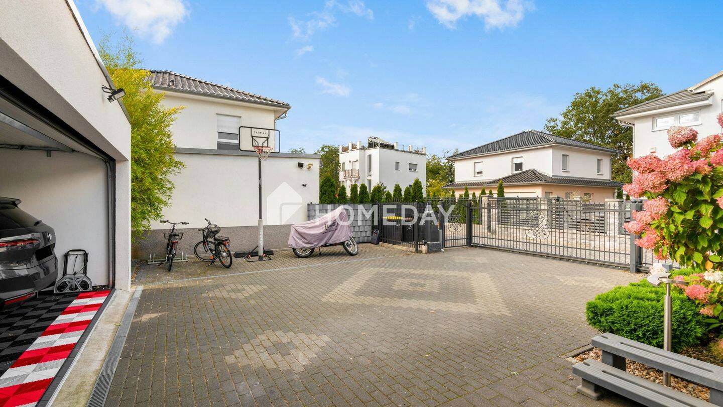 Hocheffizientes A+-Einfamilienhaus mit PV-Anlage, großem Speicher & Wallbox - Premium Standard – Berlin – Vorschaubild 4