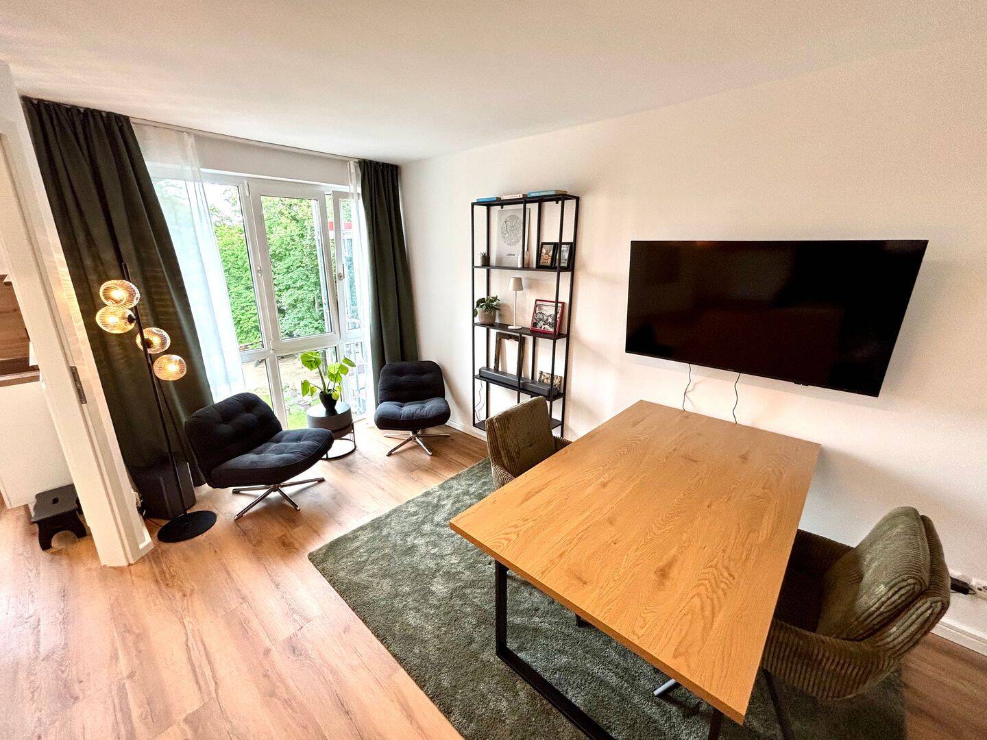 Erstbezug nach Komplettmodernisierung | Hochwertig möbliertes Design-Apartment | All-Inclusive-Miete – Leipzig – Vorschaubild 5