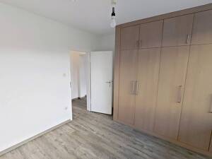 Ihr neues Familiendomizil: Großzügige 4-Zimmer-Wohnung mit Balkon & 2 Tageslichtbädern – 33104 Paderborn – Vorschaubild 4