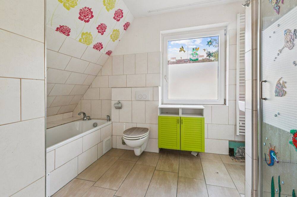 Charmantes Haus mit modernisierten Wohnbereichen und weiterem Ausbaupotenzial in Lankwitz – Berlin – Vorschaubild 9