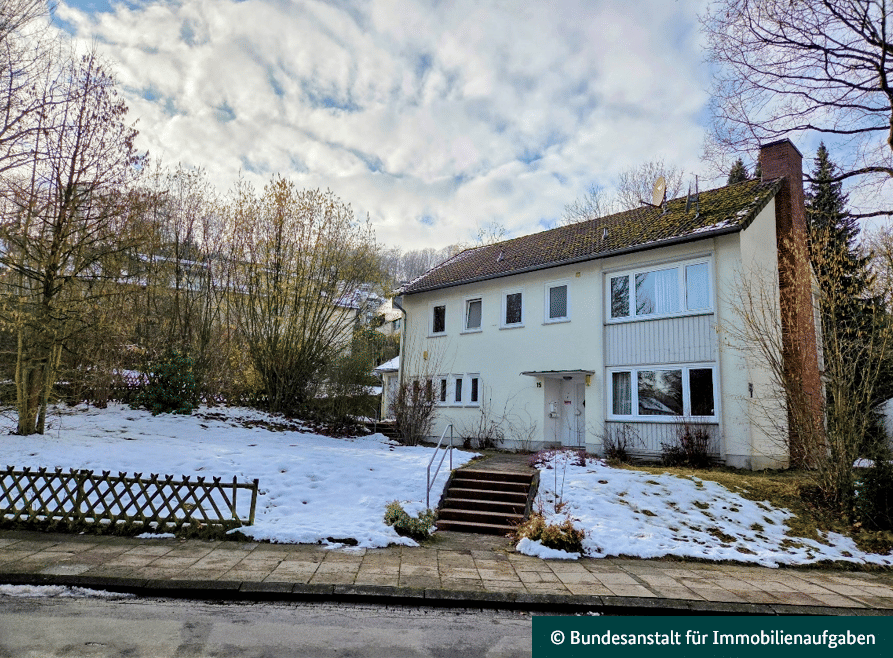 Einfamilienhaus mit Garage und großem Garten im Bielefelder-Musikerviertel – Bielefeld – Bild 1 von 9