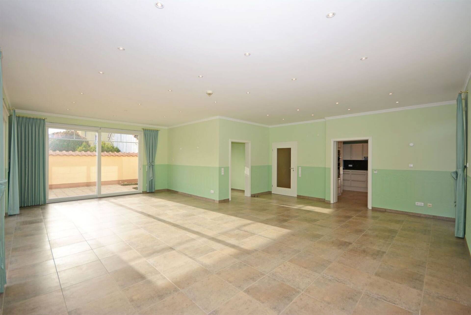 Einfamilienhaus in 50858 Köln mit 233 m² kaufen