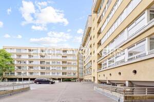 Vermietete 2,5 Zimmer Wohnung am Schloss Charlottenburg mit Potential