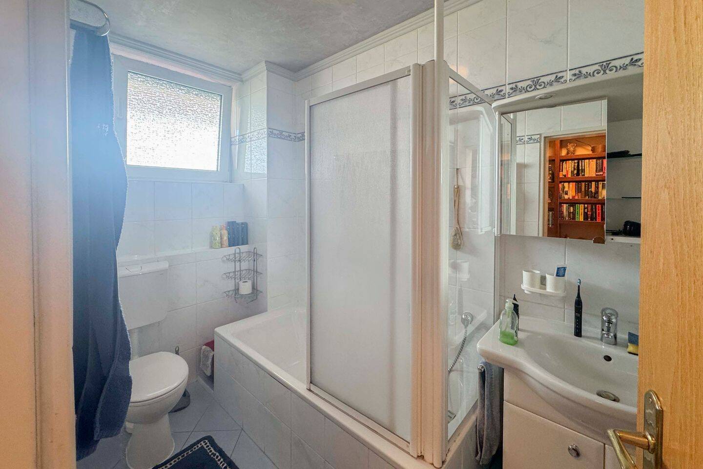 Zentral gelegene 3 Zimmer Wohnung mit Weitblick – München – Vorschaubild 6