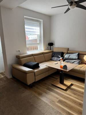 Modernisiertes Reihenmittelhaus in ruhiger Lage: 4 Zimmer und Dachterrasse -- hier können Sie sofort einziehen! – 28239 Bremen – Vorschaubild 9