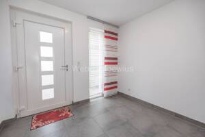 Modernes EFH (einseitig angebaut) mit gehobener Ausstattung, Nolte-EBK, FBH, Terrasse, Balkon etc. – 53227 Bonn – Vorschaubild 8