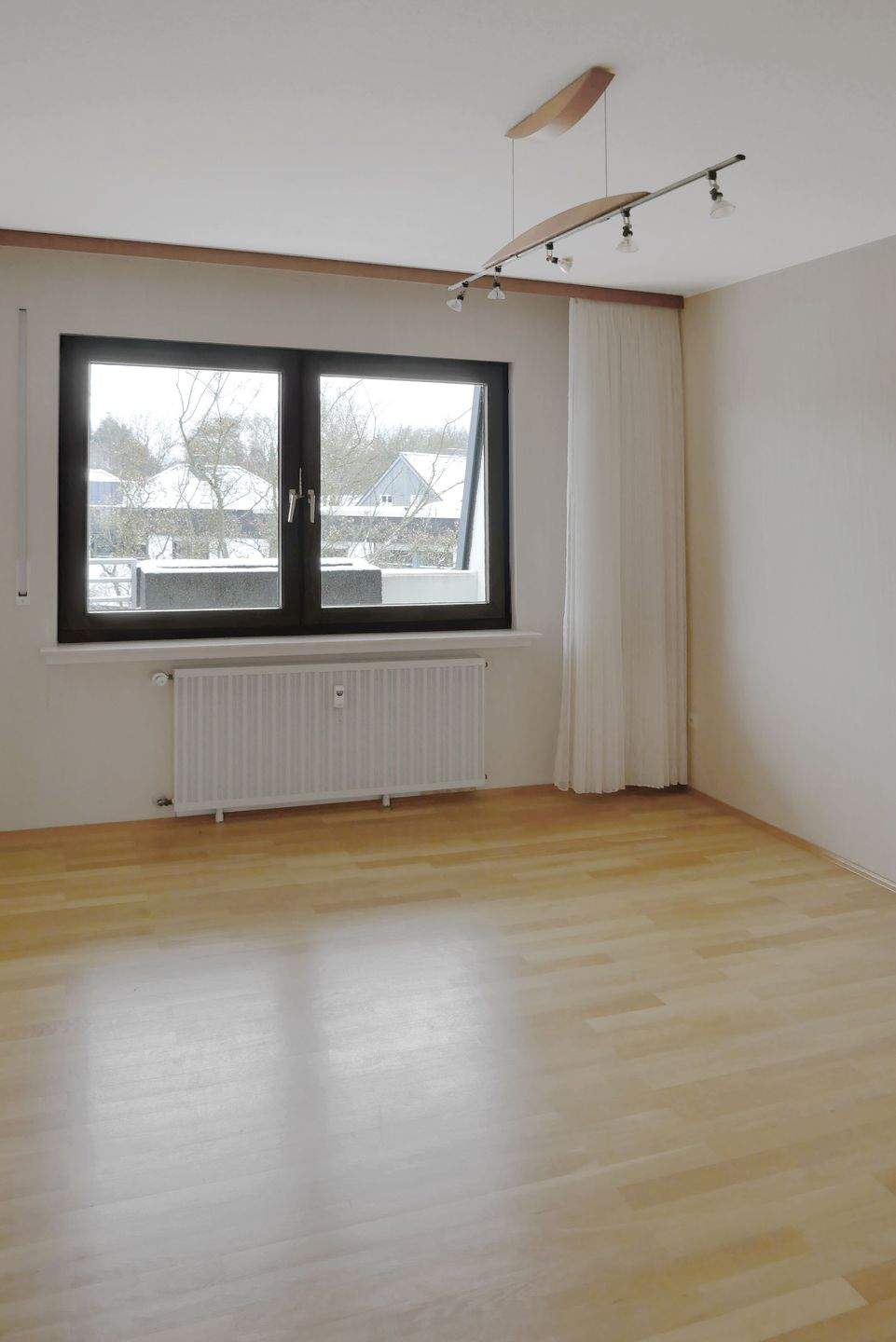 Kassel/Dönche …mit Fernblick Sofort freie, großzügige 3 Zimmerwohnung mit attraktivem großem Balkon und eigener Garage – Kassel – Vorschaubild 8