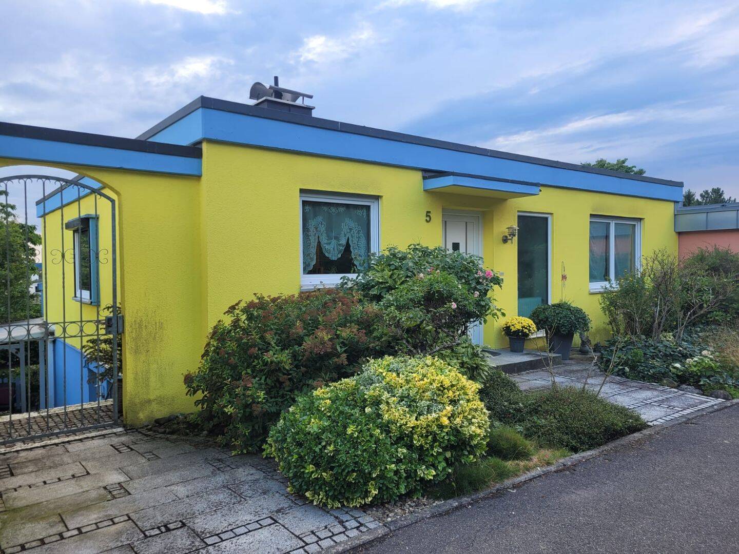 Freistehendes EFH in ÜB-Burgberg – Überlingen – Bild 1 von 9
