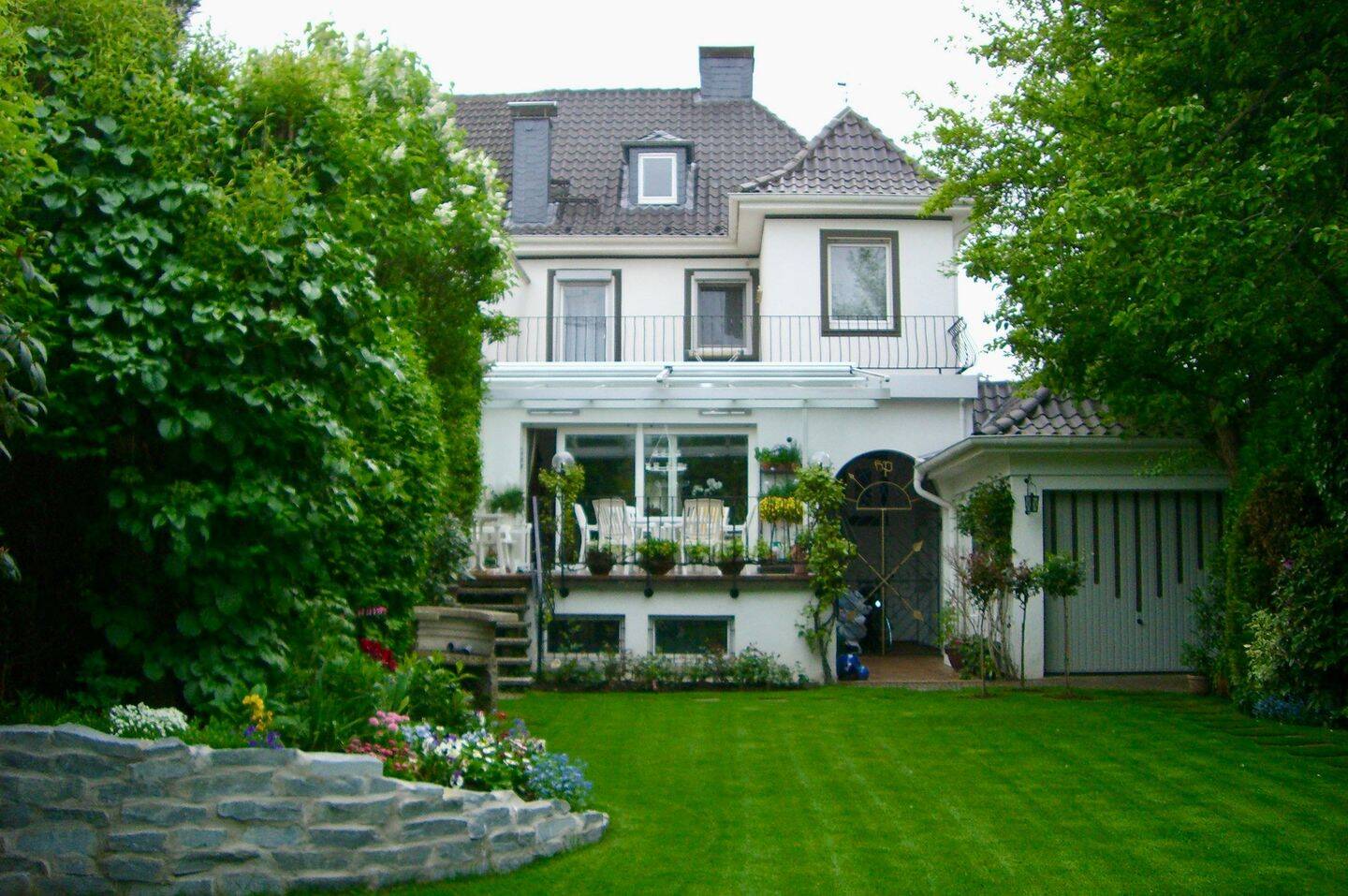 Gepflegtes Reihenendhaus im Soester Westen mit Garten und Terrasse auf einem 419 m² Grundstück – Soest – Vorschaubild 2