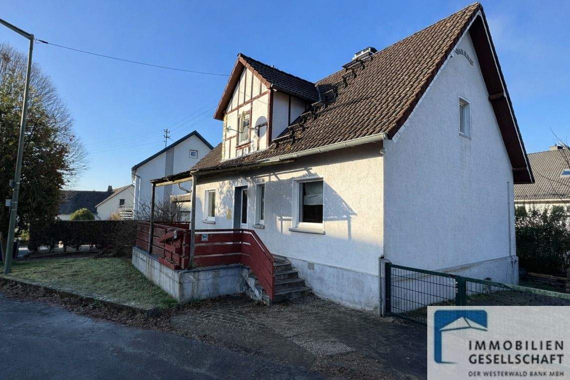 Ansprechendes und charmantes Einfamilienhaus mit Garage und kleinem Garten inmitten von Wölmersen! – Wölmersen – Bild 1 von 9