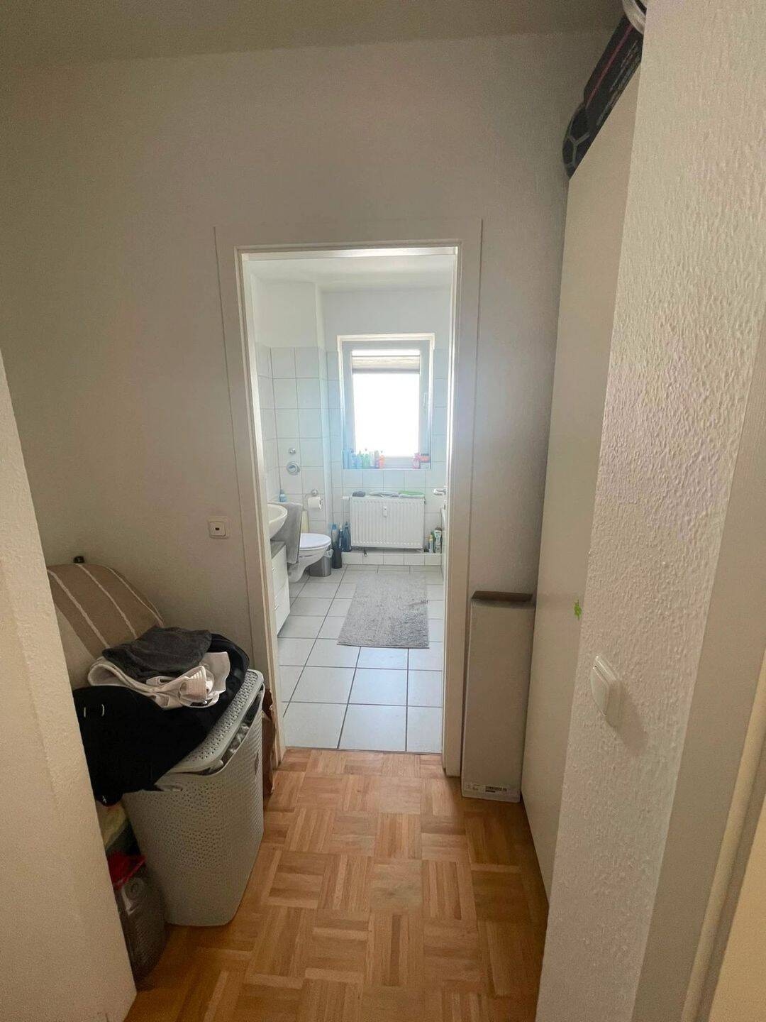 Wohlfühlen in Hürth: 2 Zimmer mit großem Balkon – Hürth – Vorschaubild 2