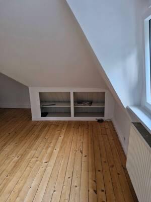 Charmante Dachgeschoss Wohnung in zentraler Lage an Einzelperson zu vermieten – 70188 Stuttgart – Vorschaubild 7