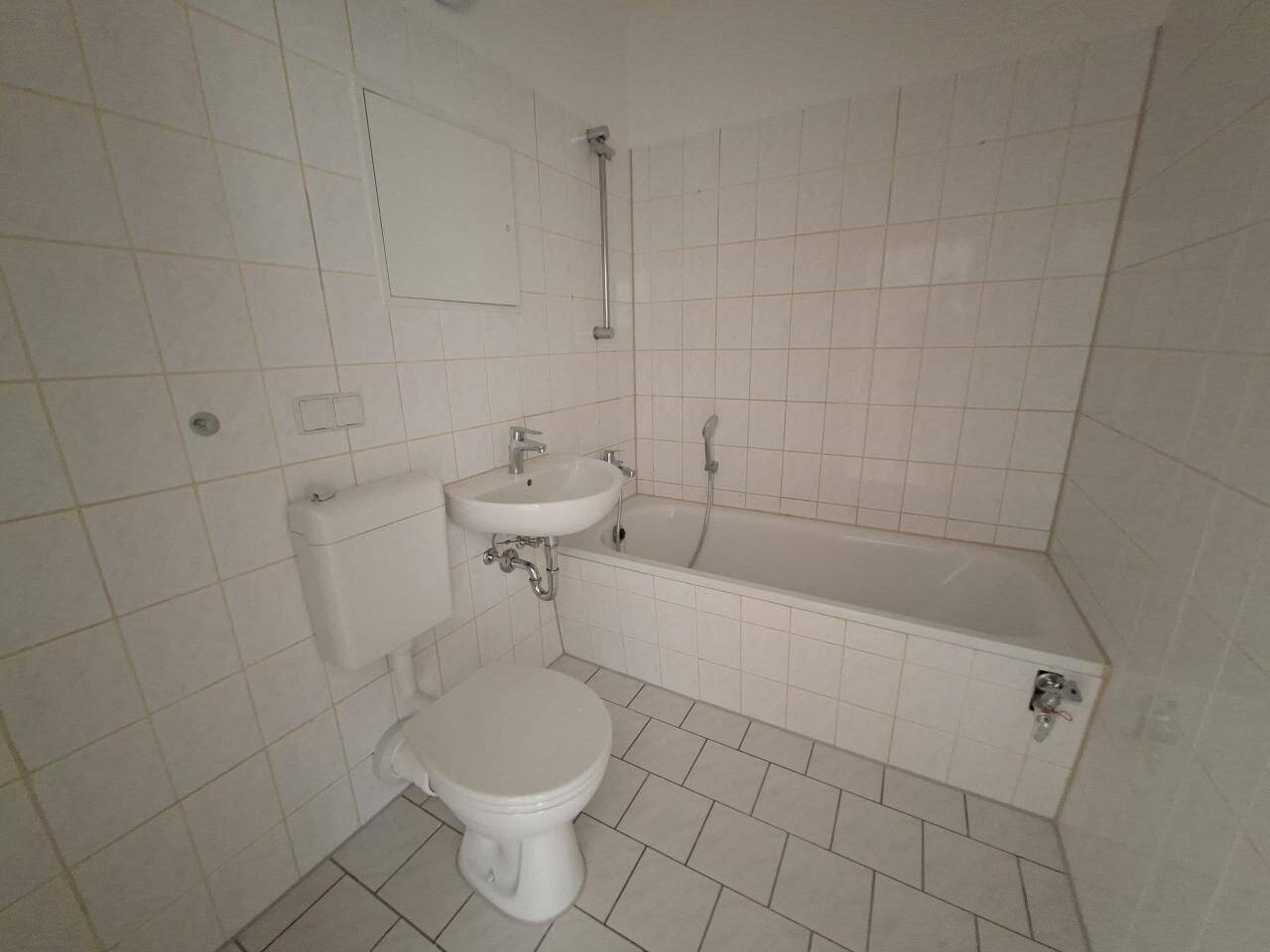 ! Erstbezug nach Sanierung ! – Magdeburg – Vorschaubild 5